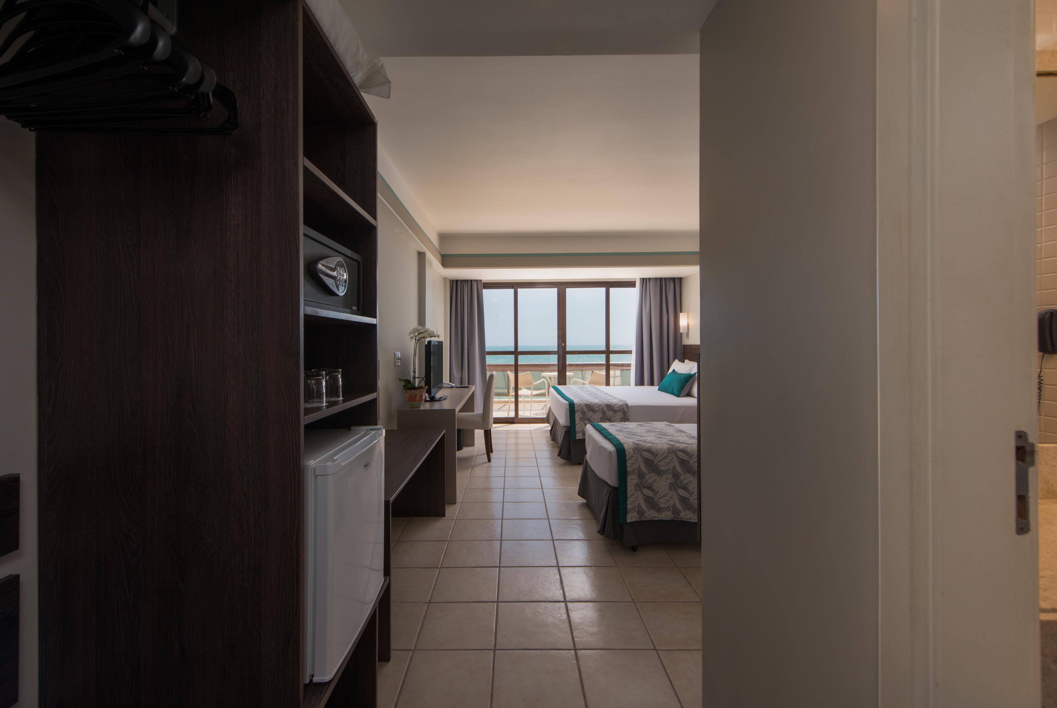 Hotel Wish Natal Esterno foto A room at the hotel