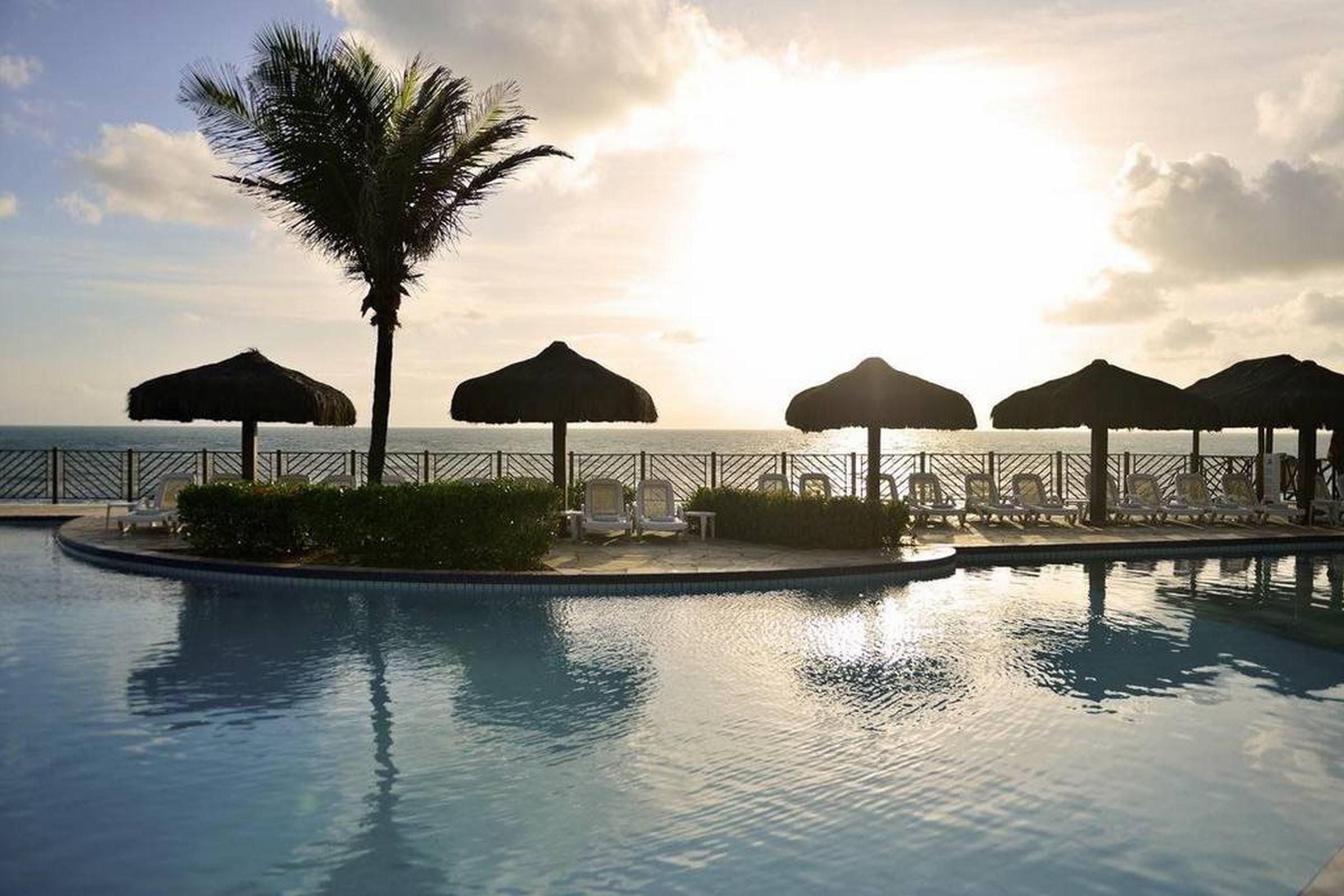 Hotel Wish Natal Esterno foto Sunset at the pool