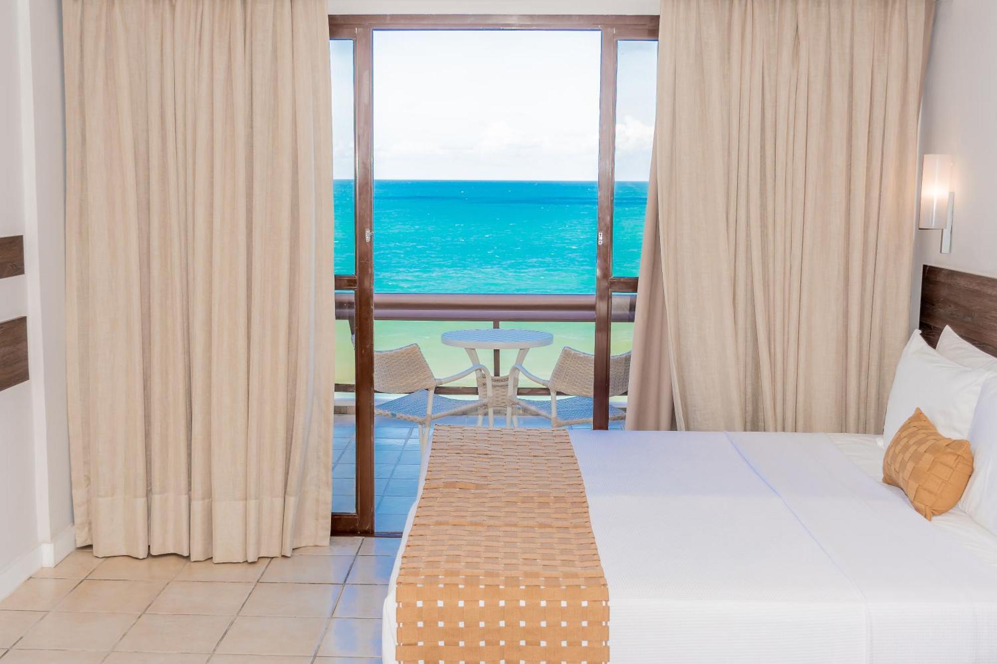 Hotel Wish Natal Esterno foto A room at the resort