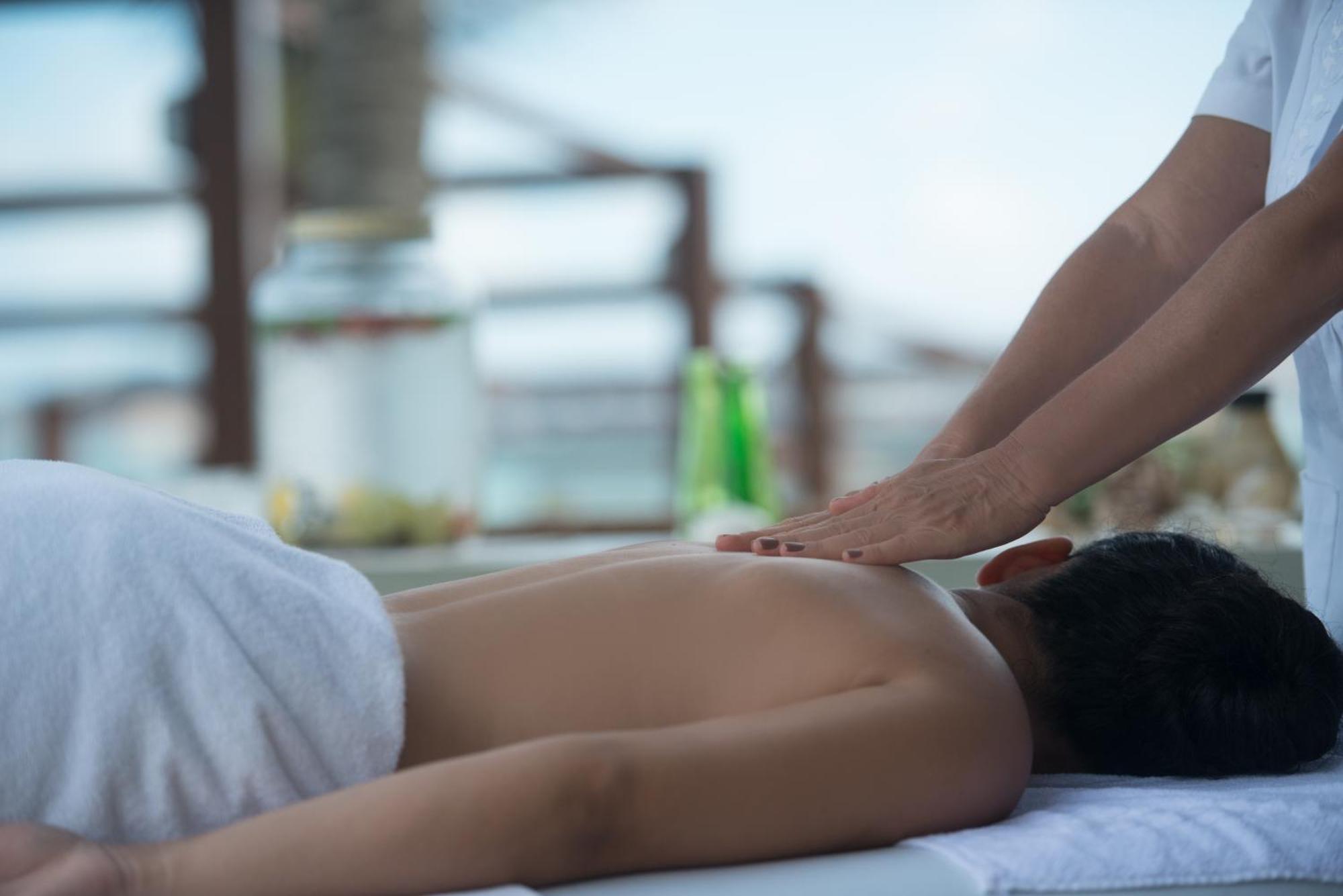 Hotel Wish Natal Esterno foto Massage